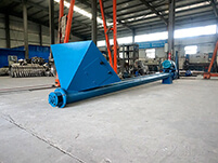 螺旋輸送機(jī)的輸送結(jié)構(gòu)為：螺旋機(jī)殼，螺旋軸，螺旋葉片，螺旋電機(jī)等多個(gè)部件的使用。